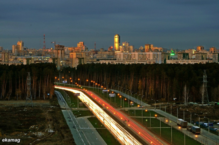 Yekaterinburg from the windows of Academicheski neighborhood. Image courtesy of: Vladimir Zadumin