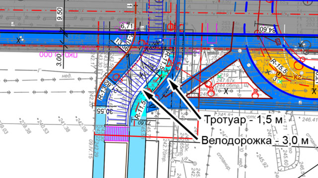 Верхний уровень набережной внезапно делится на тротуар и велодорожку.