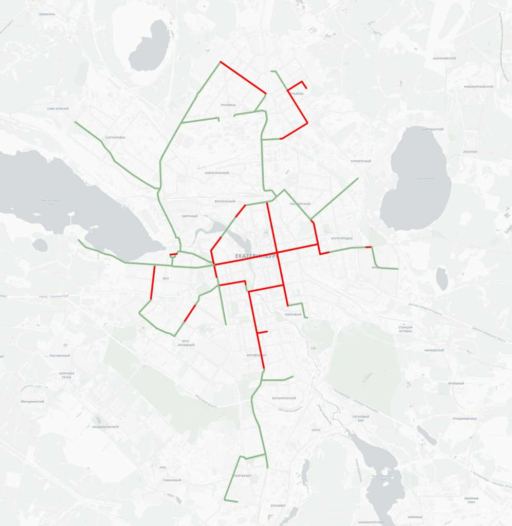 Приоритет трамвайного движения сегодня. Красным цветом обозначены участки, где трамвайные пути не обособлены или обособлены только разметкой.