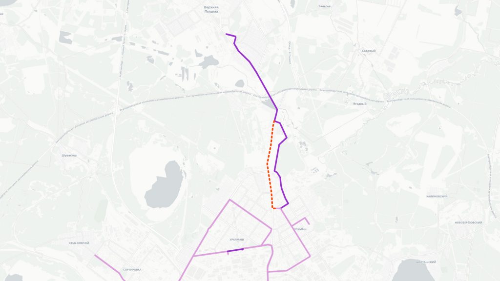 Трассировка линии по проспекту Космонавтов была бы более оптимальной для пассажиров